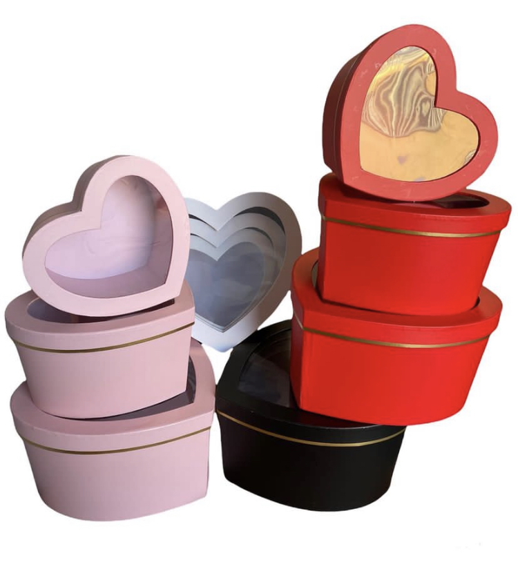 Heart shaped box with lid